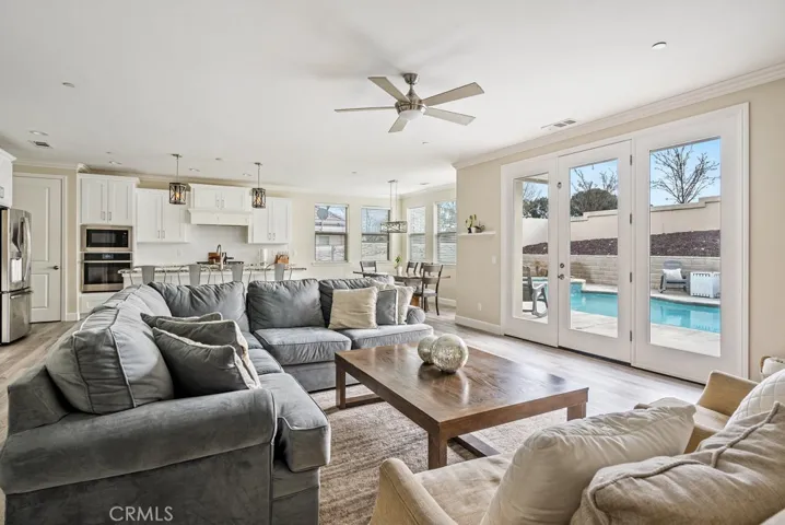 336 Cool Valley Drive, Paso Robles, California 93446