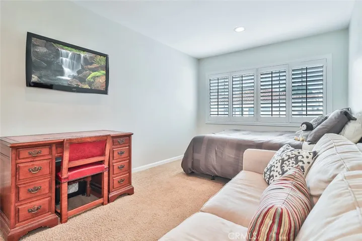 2152 Los Feliz Drive, Thousand Oaks, California 91362