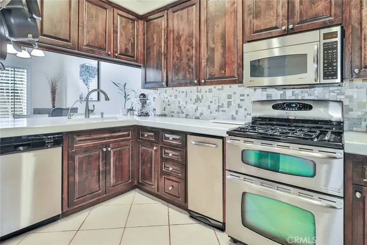 2152 Los Feliz Drive, Thousand Oaks, California 91362