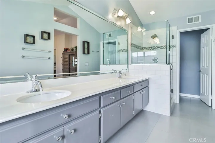 2152 Los Feliz Drive, Thousand Oaks, California 91362