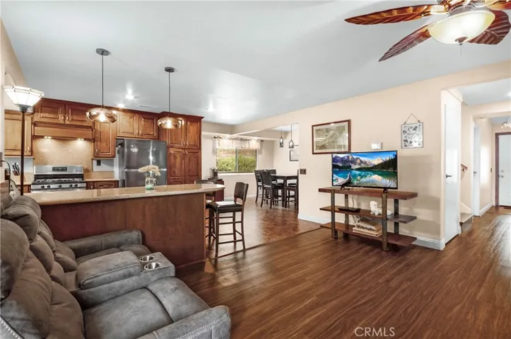 33360 Hereford Way, Lake Elsinore, California 92530