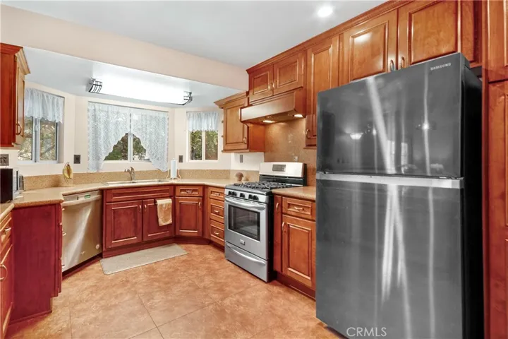 33360 Hereford Way, Lake Elsinore, California 92530