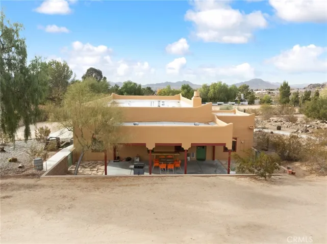 23825 Waalew Road, Apple Valley, California 92307