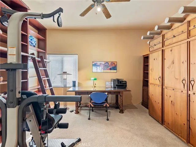 23825 Waalew Road, Apple Valley, California 92307