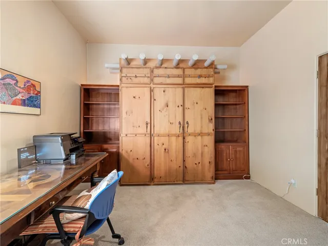 23825 Waalew Road, Apple Valley, California 92307