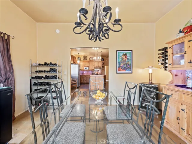 23825 Waalew Road, Apple Valley, California 92307