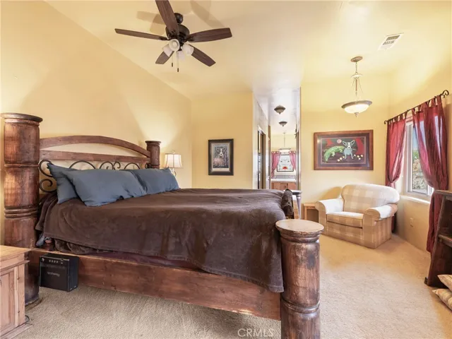 23825 Waalew Road, Apple Valley, California 92307