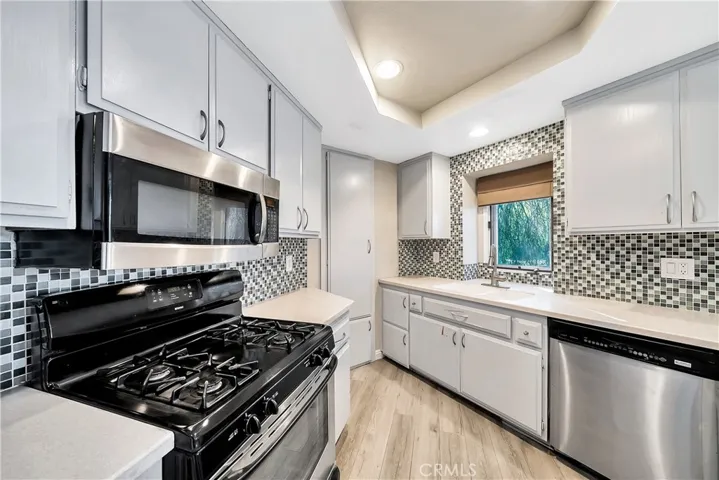 1307 Shadow Lane D, Fullerton, California 92831