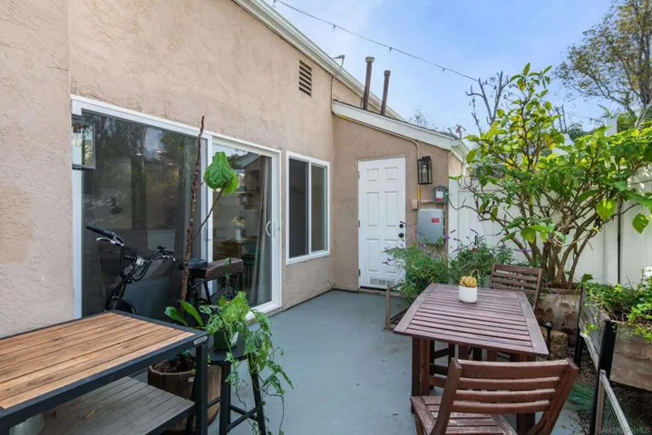 1350 Evergreen Dr, Cardiff By The Sea, California 92007