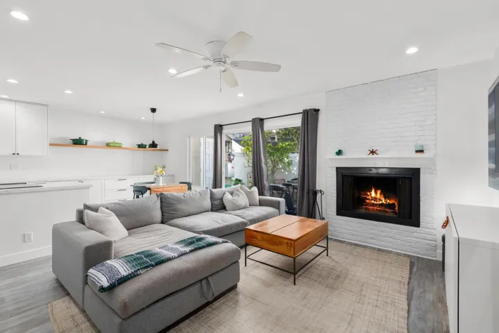 1350 Evergreen Dr, Cardiff By The Sea, California 92007