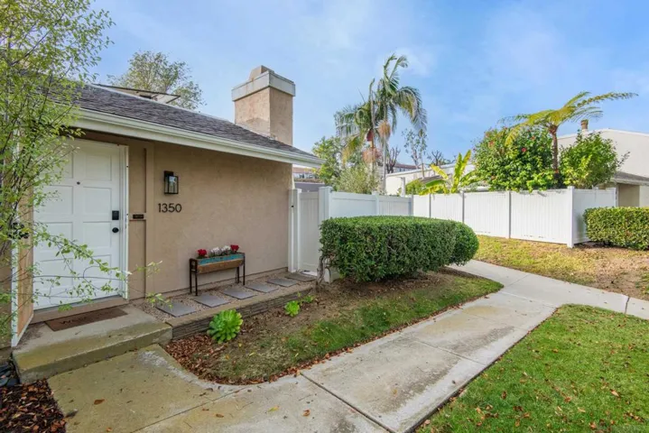 1350 Evergreen Dr, Cardiff By The Sea, California 92007