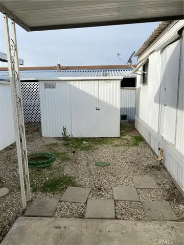 575 S Lyon, Hemet, California 92543