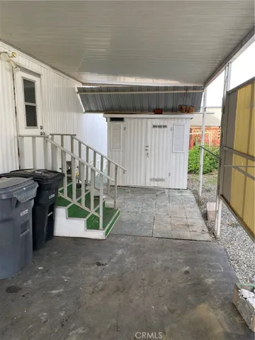 575 S Lyon, Hemet, California 92543