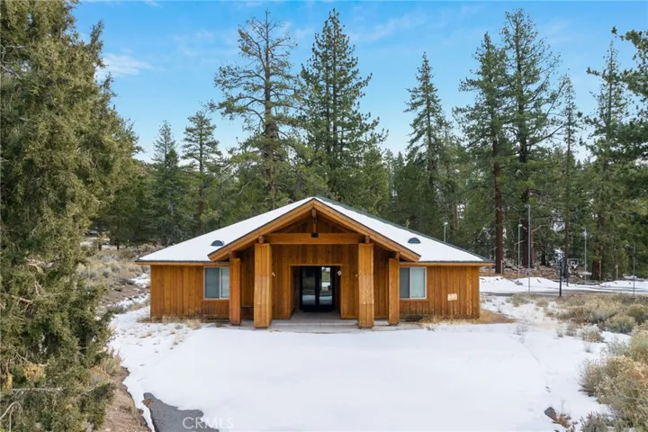 3780 State Hwy 38, Angelus Oaks, California 92305
