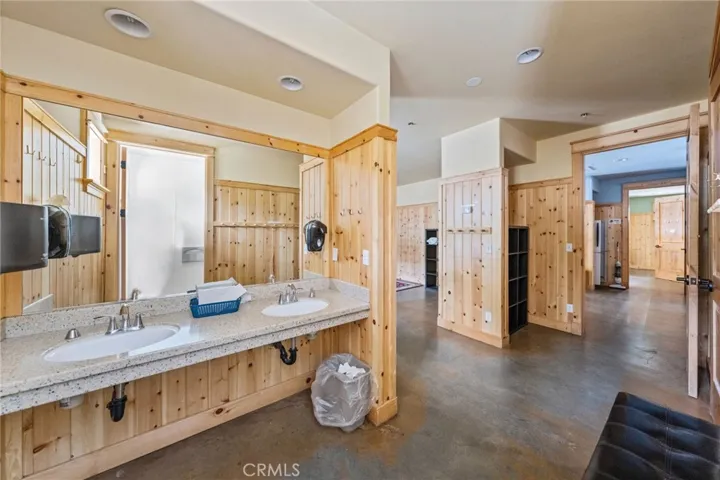 3780 State Hwy 38, Angelus Oaks, California 92305