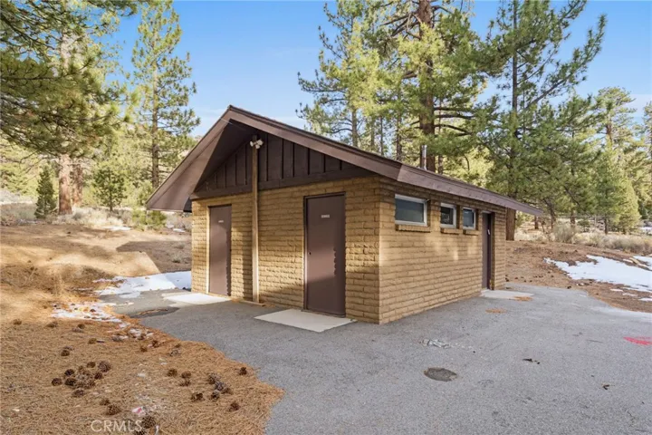 3780 State Hwy 38, Angelus Oaks, California 92305