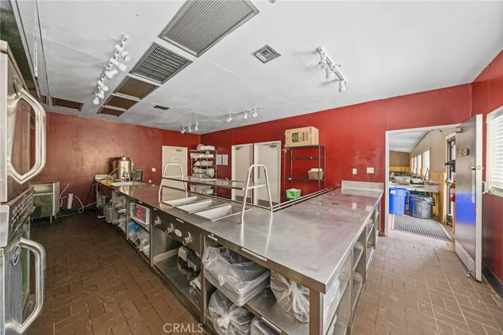 3780 State Hwy 38, Angelus Oaks, California 92305