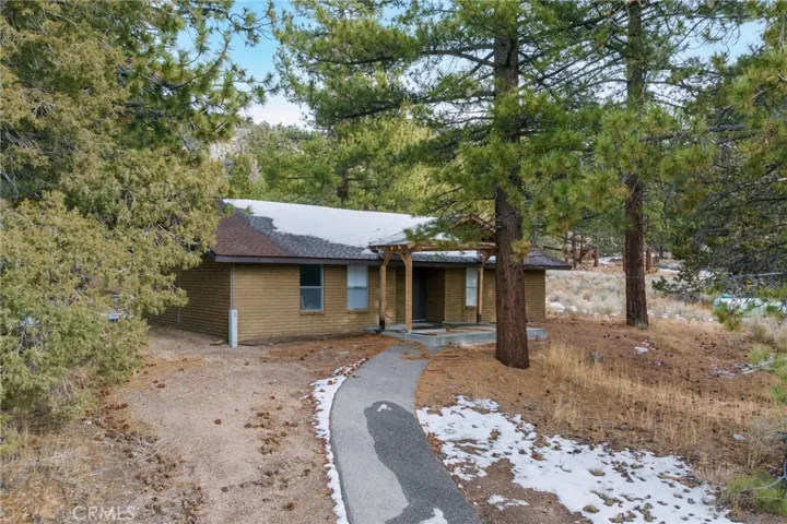 3780 State Hwy 38, Angelus Oaks, California 92305