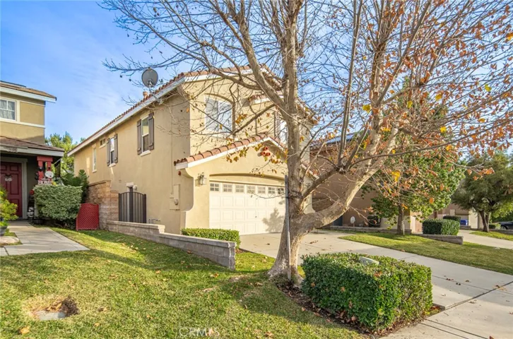 6237 Long Cove Drive, Fontana, California 92336