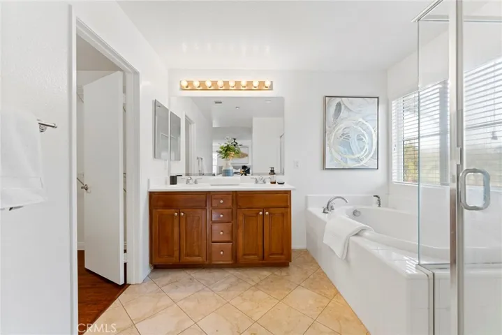 6237 Long Cove Drive, Fontana, California 92336