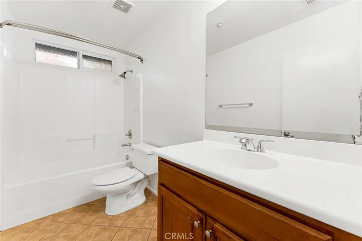 6237 Long Cove Drive, Fontana, California 92336