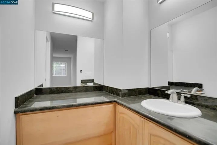 539 Harvey Way, Bay Point, California 94565