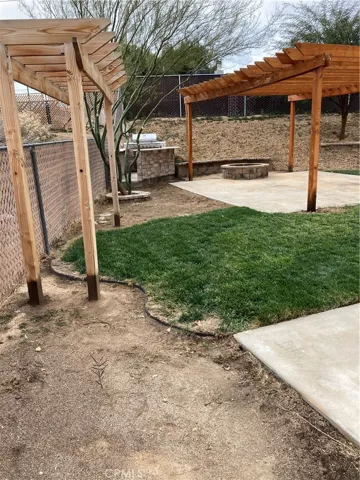 Built in Fire Pit and Barbecue