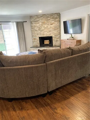Great Room with Fireplace