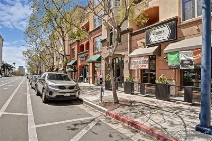 2400 5th Ave 433, San Diego, California 92101