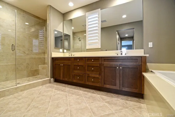 128 Brambles, Irvine, California 92618