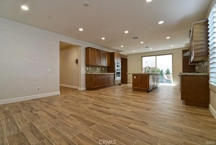 128 Brambles, Irvine, California 92618