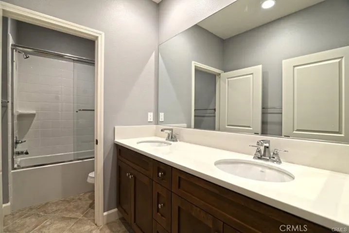 128 Brambles, Irvine, California 92618