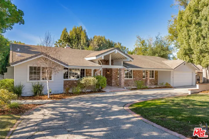 1007 Camino Flores, Thousand Oaks, California 91360