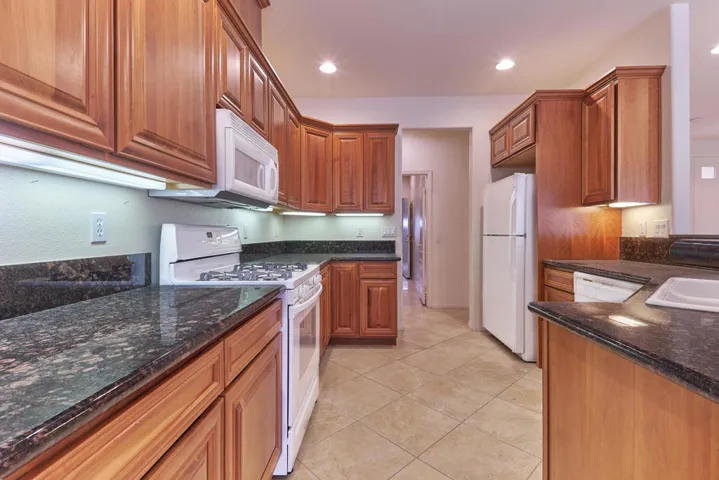 65228DunePass,DesertHotSprings,CA_26 (1)