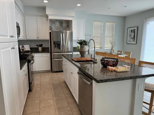 948 Rolling Dunes, San Diego, California 92154