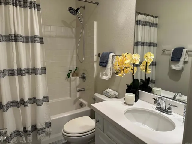 948 Rolling Dunes, San Diego, California 92154