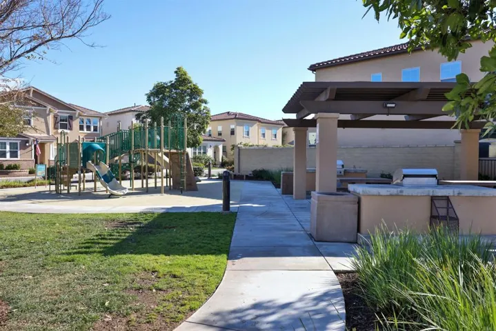 948 Rolling Dunes, San Diego, California 92154