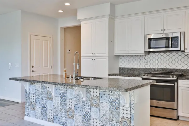 948 Rolling Dunes, San Diego, California 92154