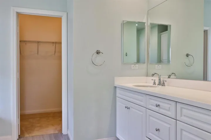 948 Rolling Dunes, San Diego, California 92154