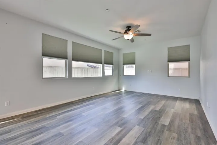 948 Rolling Dunes, San Diego, California 92154