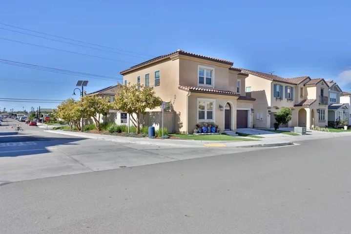 948 Rolling Dunes, San Diego, California 92154