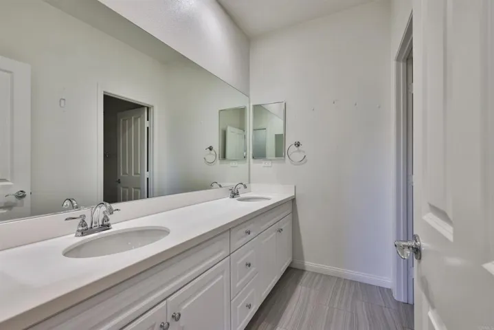 948 Rolling Dunes, San Diego, California 92154