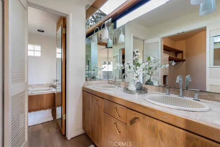 Primary bathroom twin sinks.