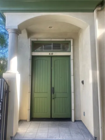 610 Manhattan Beach Boulevard, Manhattan Beach, California 90266
