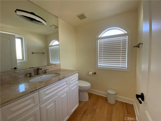 610 Manhattan Beach Boulevard, Manhattan Beach, California 90266