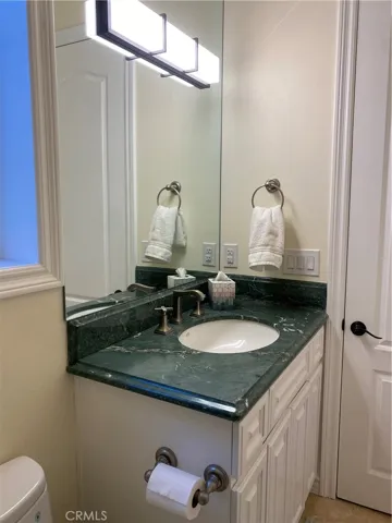 610 Manhattan Beach Boulevard, Manhattan Beach, California 90266