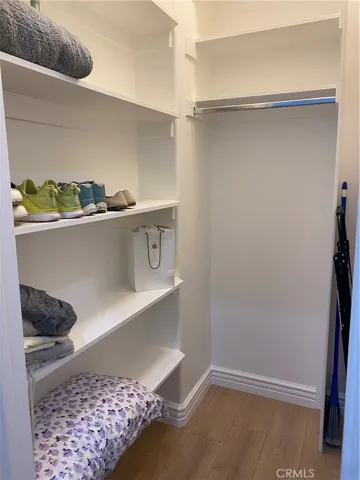 610 Manhattan Beach Boulevard, Manhattan Beach, California 90266