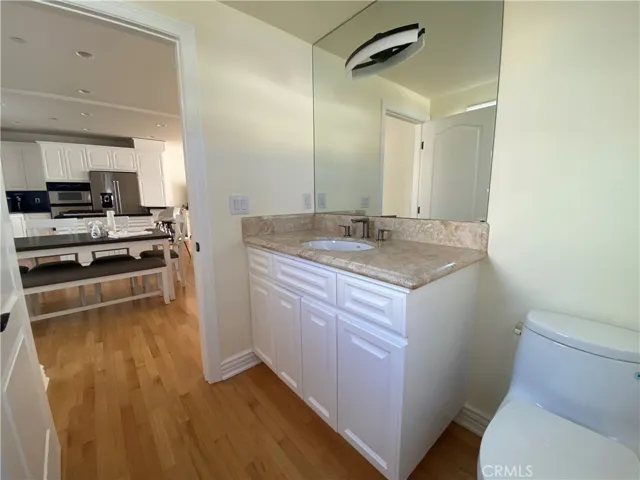 610 Manhattan Beach Boulevard, Manhattan Beach, California 90266