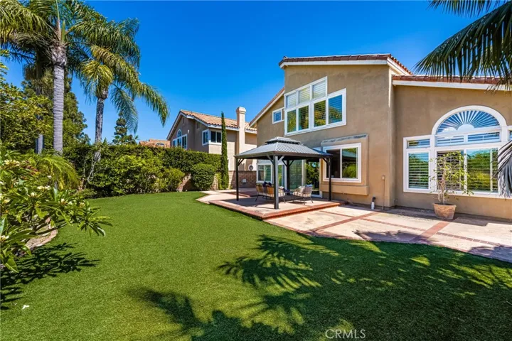 9121 Belcaro Drive, Huntington Beach, California 92646