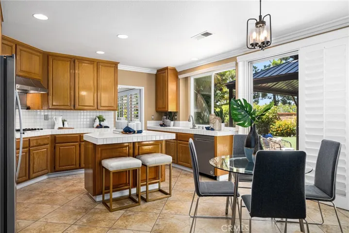 9121 Belcaro Drive, Huntington Beach, California 92646